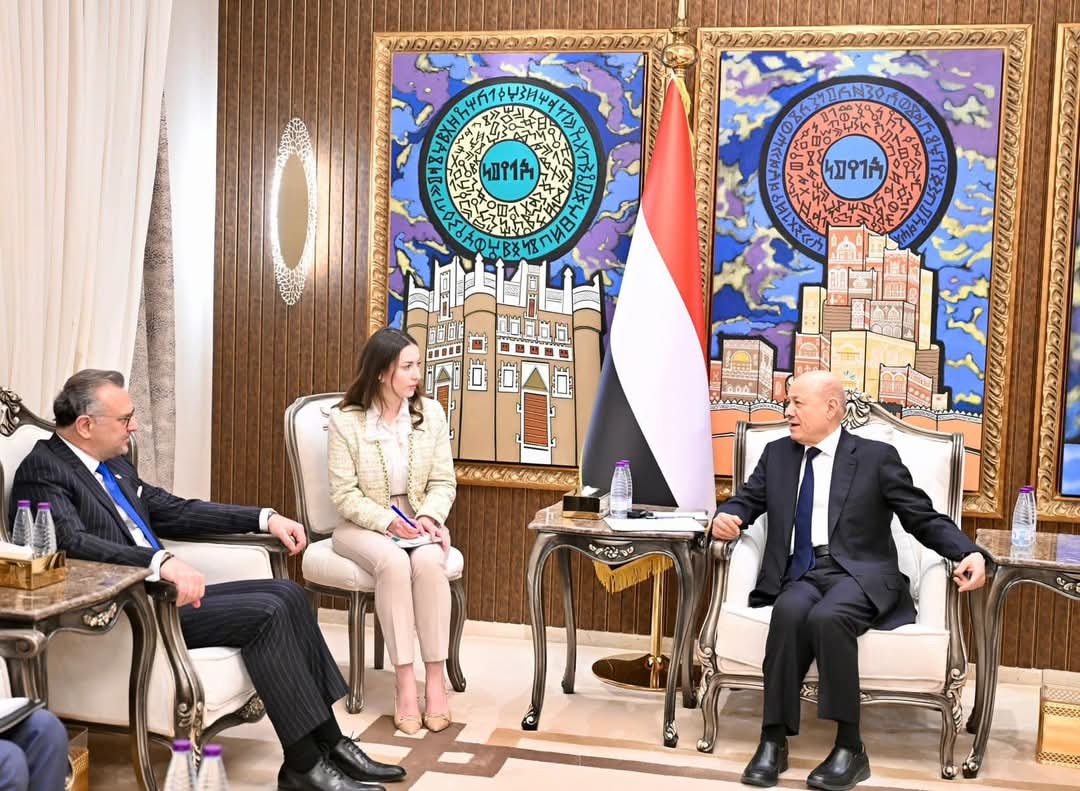 الكشف عن القوات التي نظمت عملية نهب الأسلحة في حضرموت وواشنطن تبدي مخاوفها من عودة داعش والقاعدة إلى الواجهة