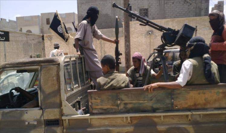 ورد للتو هجوم على نقطة امنية خلف عدد من القتلى والجرحى بينهم قيادات في محافظة أبين