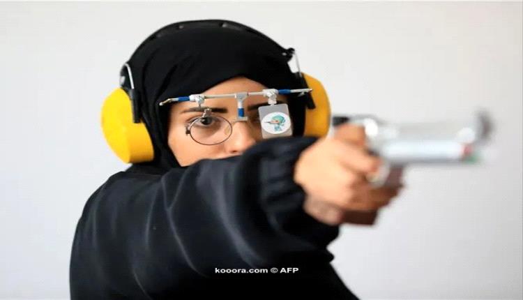 ياسمين الريمي يمنية تستعد بسلاحها المفضل للمشاركة في أولمبياد باريس