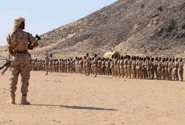 مقرب من علي محسن يشن هجوما حادا على الرئيس العليمي ويعترف بسقوط آخر معاقل حزب الإصلاح في الجنوب