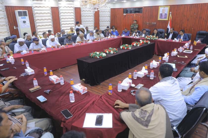 المهرة تضع شروطا للقبول بقرار المجلس الرئاسي ببشأن الإيرادات