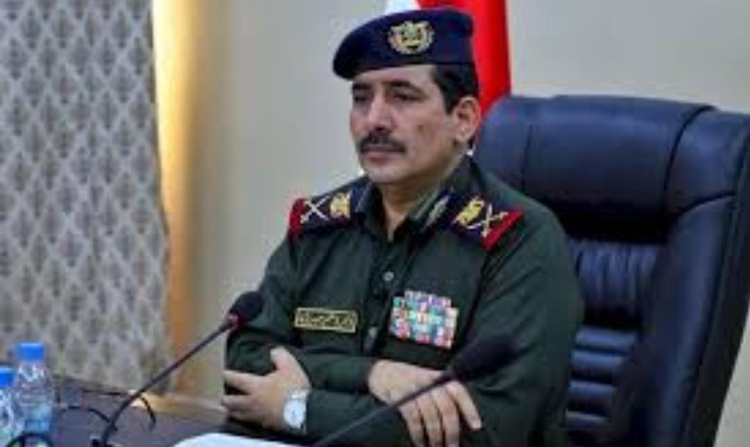 وزير الداخلية يتسبب بأكبر إشكالية لدى منتسبي الأمن والعليمي يتدخل ويشكل لجنة رئاسية