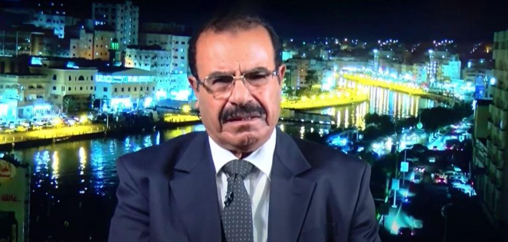 خبير اقتصادي يكشف سبب انهيار الريال اليمني ويحمل حكومة المناصفة المسؤولية الكاملة