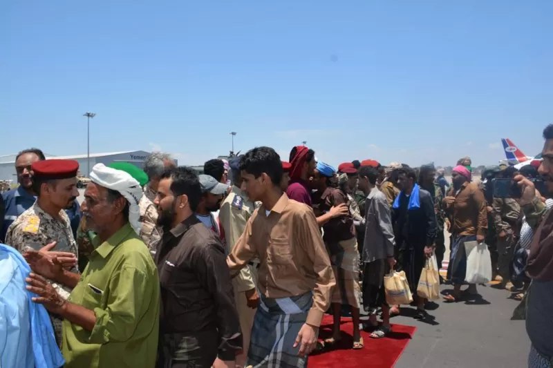 العميد طارق صالح يكشف عم ا سيحدث خلال اليومين القادمين وسيفرح اليمنيين