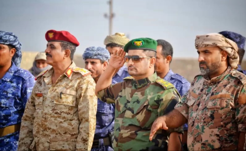 وزير داخلية حكومة المناصفة يوقف مدير امن ابين ويطلب منه المغادرة الى القاهرة