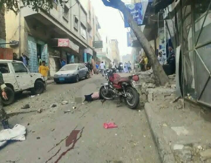 بينهم قيادات مقتل وإصابة 14 أشخاص بتفجير عبوة ناسفة قرب مقر الإصلاح بتعز