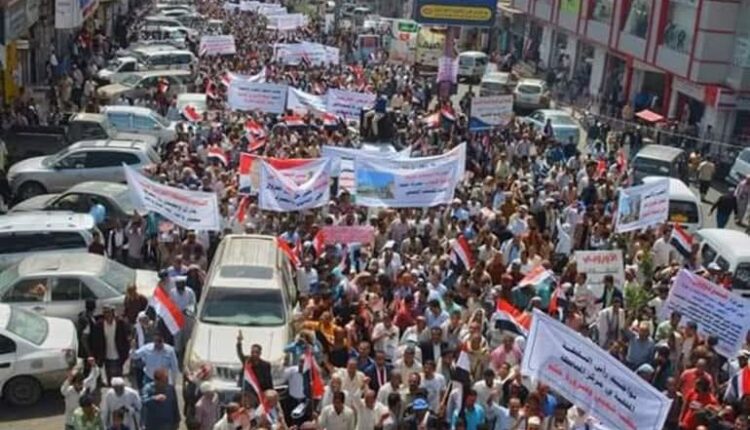فضيحة جديدة تكشف تورط المليشيات في تهريب مجرمين إلى خارج البلاد.. تفاصيل صادمة
