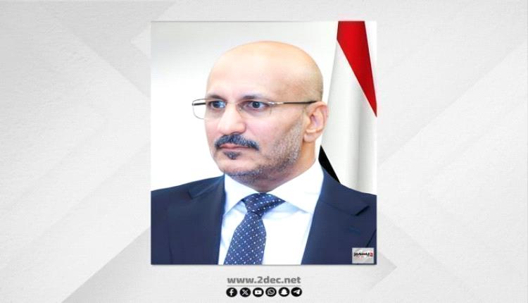 نائب الرئيس طارق صالح يطالب قيادة محور تعز بسرعة ضبط منفذ عملية اغتيال العميد رزيق