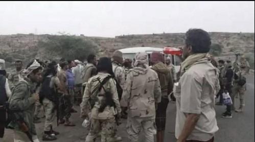 تبادل 18 أسيرا و11 جثة بين المقاومة الشعبية ومليشيا الحوثي في البيضاء