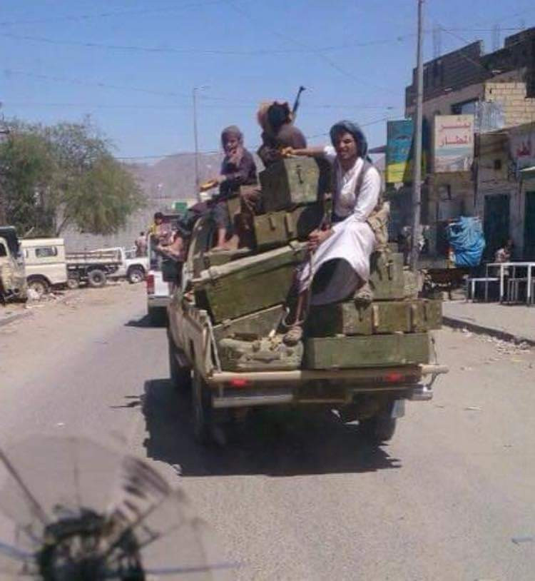 هكذا يتم تزويد مليشيا الحوثي بالأسلحة الحديثة