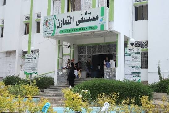 مدير مستشفى حكومي يتمرد على الدولة